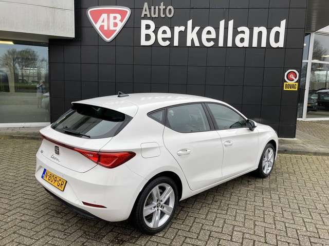 SEAT Leon 1.0 TSI Style**110pk**LED**Navi-App**Climate**Cruise**Pdc-V+A**App-connect**Virtual-cockpit** Bel  ** 06-55872436** of whats-app