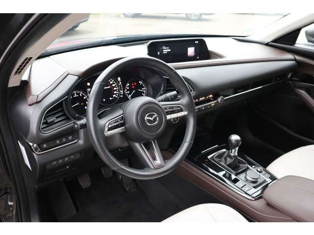 Mazda CX-30 2.0 e-SkyActiv-X M Hybrid Luxury - Trekhaak - Wit leer