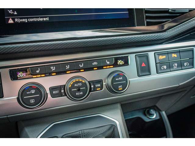 Volkswagen Caravelle T6.1 2.0 TDI 204 PK DSG L2H1 A-Deuren DUB/CAB ACC | LED | Leder | Apple Carplay/ Android Auto | Privacy glass |
