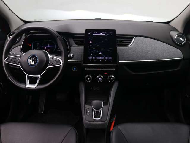 Renault ZOE R135 Intens 52 kWh - € 2000,- Subsidie - Bose Premium Audio - Pack Winter - All Season Banden - Batterijkoop -