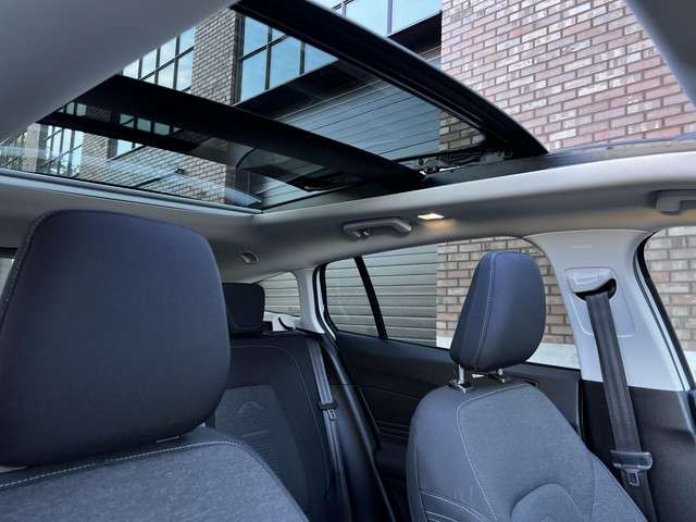 Ford Focus Wagon 1.0 EcoBoost Active Business / Panoramadak / Navigatie + Camera / Stoel + Stuurverwarming