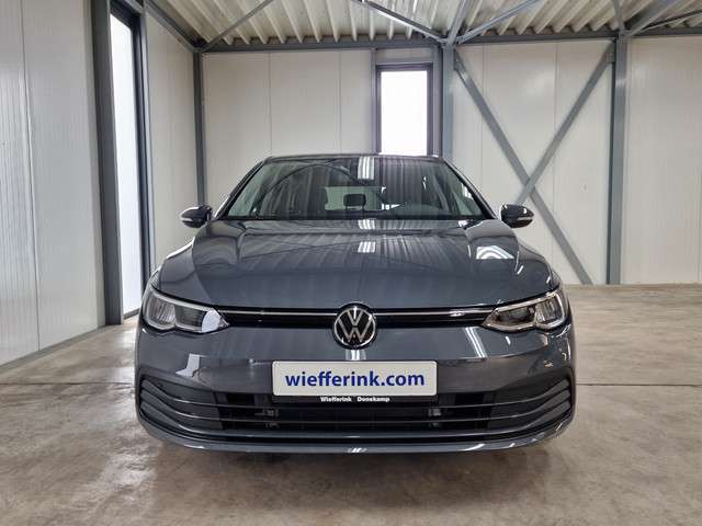 Volkswagen Golf 1.5 TSI Life | Navi | Achteruitrijcamera | Stoel- en stuurverwarming
