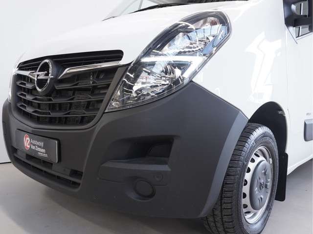 Opel Movano 2.3 Turbo 135 PK L2H2 3.5T | Navi | Camera | PDC |  Houten vloer | Bank | DAB+
