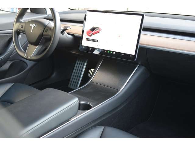 Tesla Model 3 Long Range AWD 462PK 4% Bijtelling met Autopilot