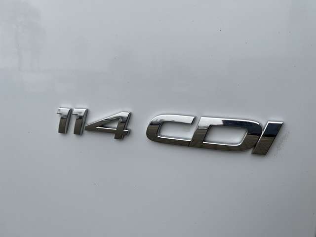 Mercedes-Benz Vito 114 CDI Functional Lang / rijklaar € 18.950 ex btw / lease vanaf € 320 / airco / ingerichte laadruimte !