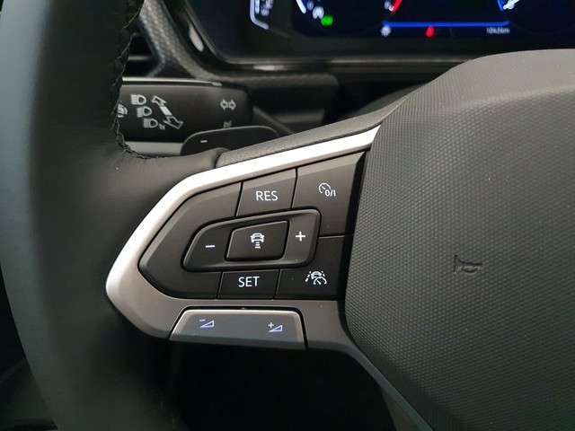 Volkswagen T-Cross 1.0 TSI 110pk DSG/AUT R-line Virtual cockpit, Camera, Cruise control adaptief