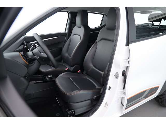 Dacia Spring Comfort Plus (Orange Pack) | Navi | Apple CarPlay / Android Auto | Camera | PDC | Airco