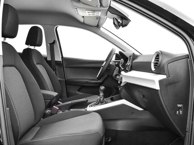 SEAT Arona 1.0 Tsi 95pk Style Business Connect | Climatronic | P-Sensoren | Cruise Control | Full Link | DAB | Garantie t/m 12-06-2027 of 100.000km