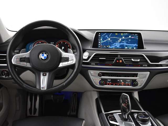 BMW 7 Serie 750D xDRIVE *EDITION 40 JAHRE* FROZEN SILVER - INDIVIDUAL M-SPORT
