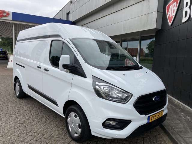 Ford Transit Custom 300 2.0 TDCI L2H2 Trend**130pk**L2-H2**Airco**Cruise-control**Led**3-persoons**PDC** Bel  06-55872436 of whats-app Euro 6 Ad-Blue