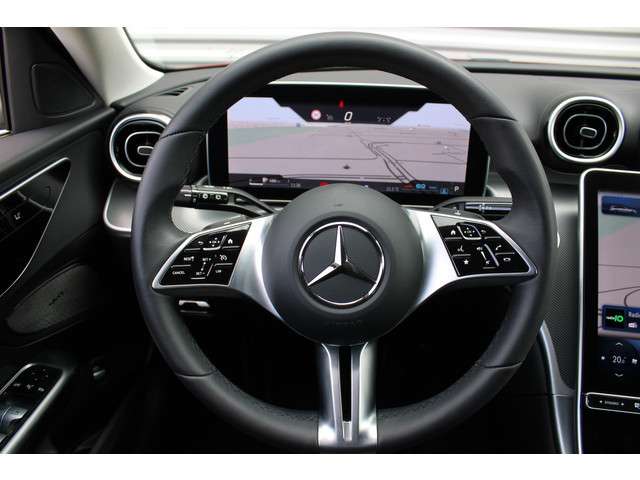 Mercedes-Benz C-Klasse Estate 180 Business Line | Airco | 17" LM | Nieuwste model Sportstoelen | Wide screen |