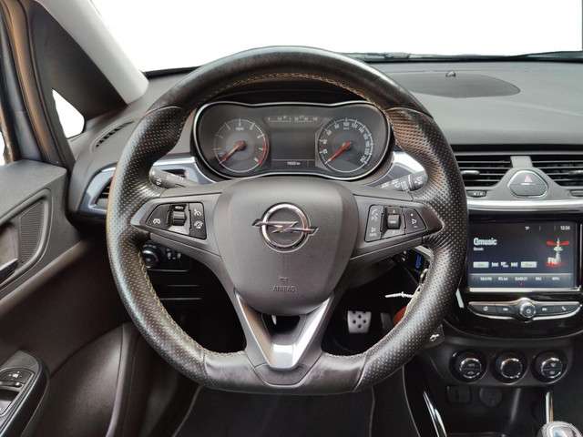 Opel Corsa 1.6 Turbo OPC 207 PK (Recaro interieur, Navigatie, Leder, Cruise control, Apple CarPlay/Android Auto, Airco, Bluetooth,  MET GARANTIE)