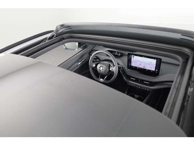 Škoda Enyaq iV Sportline Elektromotor 150 kW / 204 pk SUV 1 versn | Panoramadak | Adaptive Cruise |
