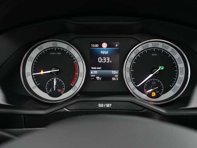 Škoda Superb Combi 1.5 TSI ACT Sportline Business | Pano | ACC | Camera