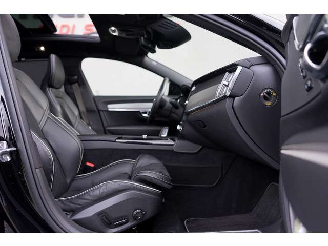 Volvo V90 2.0 T8 AWD R-Design / Standkachel/ Virtual Cockpit/ Touch Navigatie/ Adaptive Cruise Control/ Panoramadak/ 235kW (320PK)