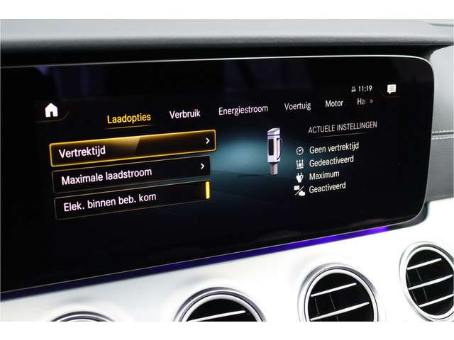 Mercedes-Benz E-Klasse Estate 300 e AMG Line Au9, Plug-in Hybride, Schuif/Kanteldak, Camera, Dodehoekassistent, Widescreen, Stoelverwarming, Sfeerverlichting, Multibeam Led, Etc,
