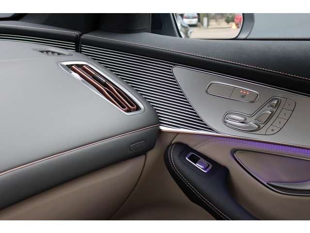 Mercedes-Benz EQC 400 4-MATIC Business Line 80 kWh, Schuifdak, Distronic+, Memory, Surround Camera, Advanced Sound System, Rijassistentiepakket, Augmented Reality, Etc.