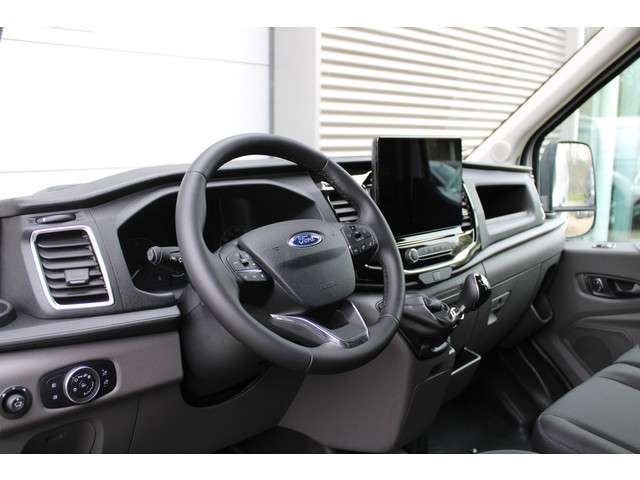 Ford Transit 350 2.0 TDCI 130pk L2H2 Dubbel Cabine Trend - Auto airco - Cruise - 12" Navigatie - Camera - Rijklaar