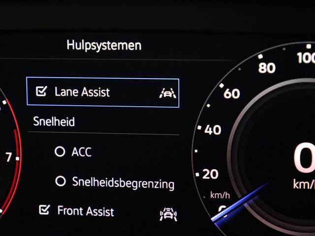 Volkswagen Tiguan 1.5TSI/150PK Life Business · Parkeersensoren + camera · Navigatie · LED