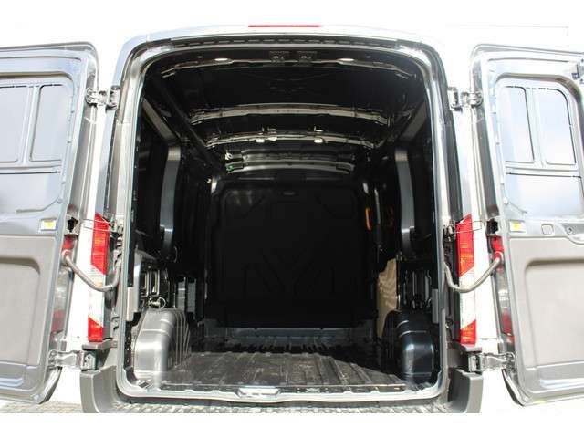 Ford Transit Trend L2H2 350 130PK AT6