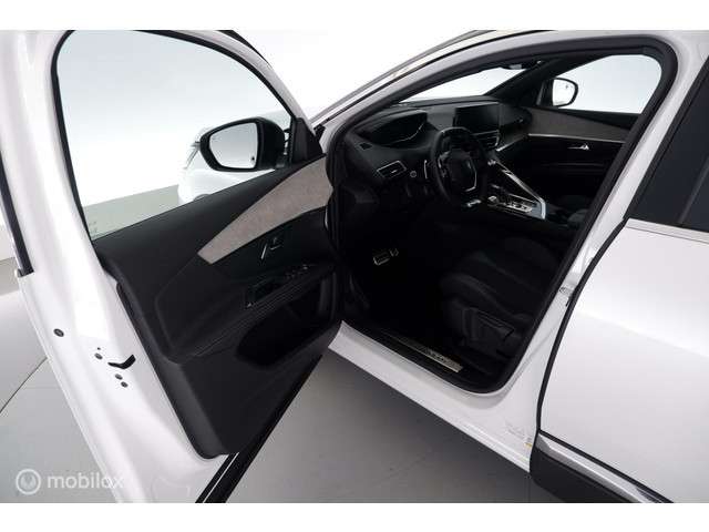 Peugeot 3008 1.2 130PK Automaat GT  leer|led|nav|cam|ecc|dab|lmv18