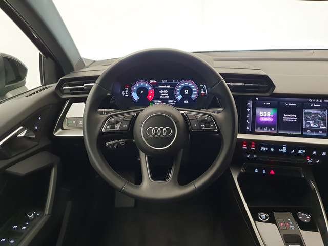 Audi A3 Sportback 35 TFSI 150pk S-Tronic S-Line Cruise control, Full LED, Virtual cockpit