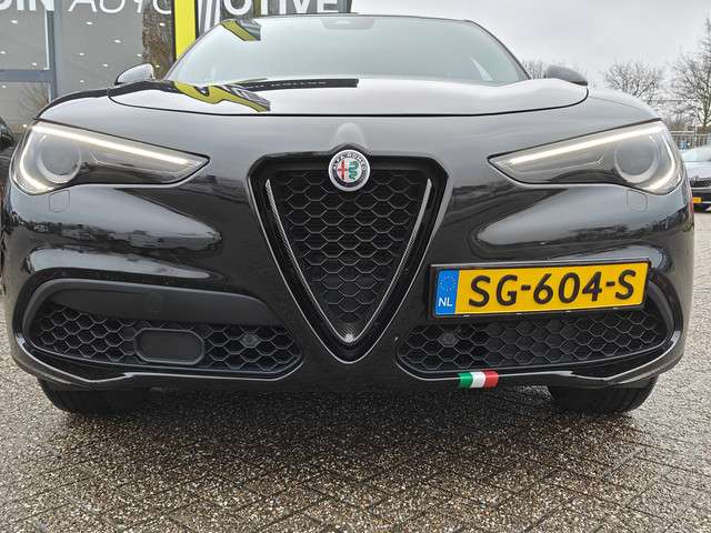 Alfa Romeo Stelvio 2018 Benzine
