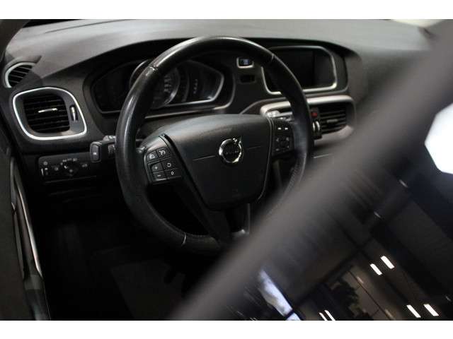 Volvo V40 1.5 T2 | Navigatie | Leder | Stoelverwarming | Automaat |