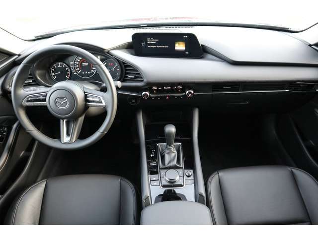 Mazda 3 Automaat 2.0 E-SkyActiv-G 122 Comfort - Leerpakket - Demo