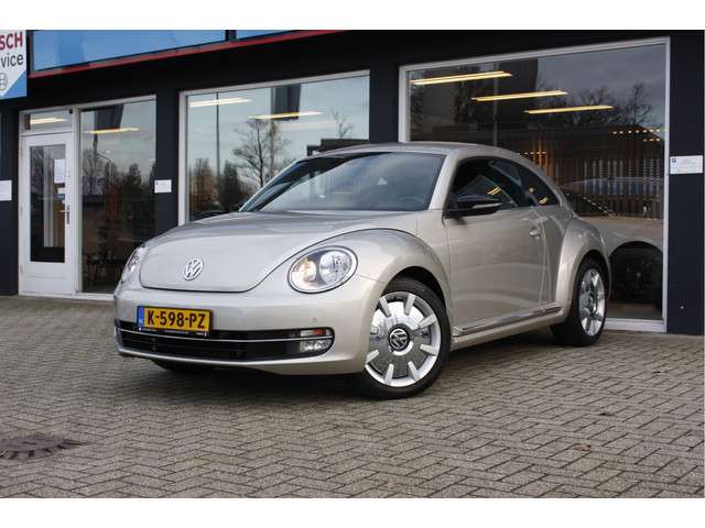 Volkswagen Beetle 1.2 TSI Club | Navigatie | Stoelverwarming | Parkeersensoren | DAB |