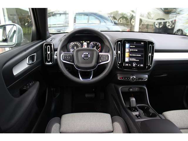 ➡️ Volvo XC40 1.5 T2 Core | Direct leverbaar | Stuur&stoelverwarming | Cruise-control | BTW auto |