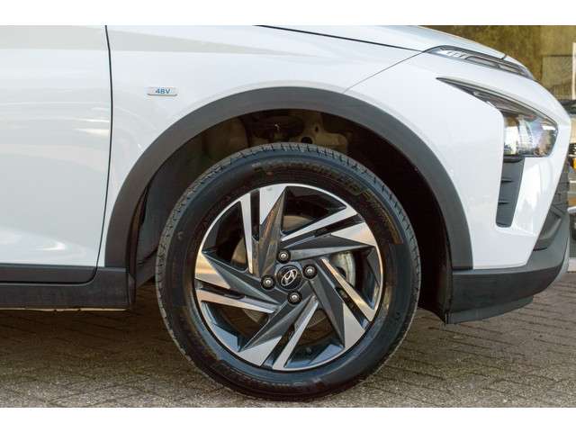 Hyundai Bayon 1.0 T-GDI Comfort | Zwart dak | Navigatie via Carplay | Private