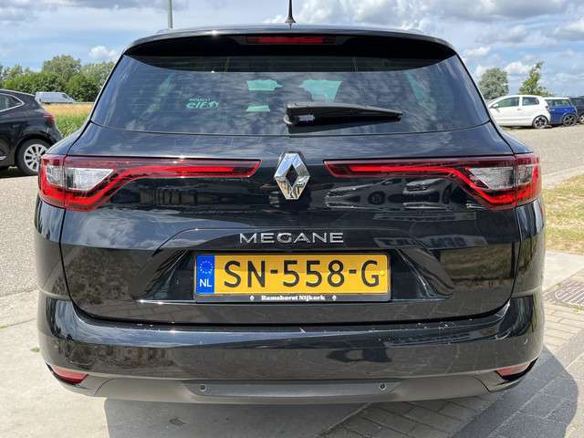 Renault Mégane Estate 1.2 TCe Limited / 6-Bak / 100 PK / DAB / Apple Carplay / Android Auto / PDC A / Navi / Cruise / Keyless entry / LM Velgen