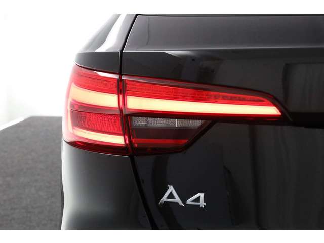 Audi A4 2017 Benzine
