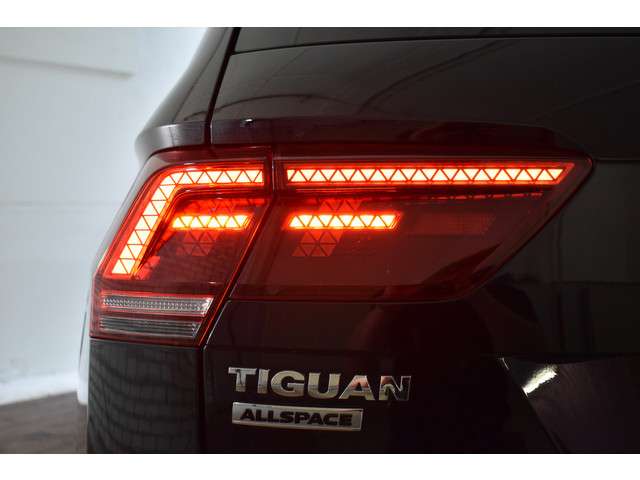 Volkswagen Tiguan Allspace 1.5 TSI 150PK 'DSG' HIGHLINE LED/PDC/LMV