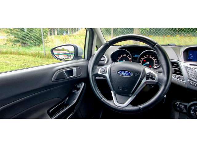 Ford Fiesta 1.0 80PK Style Ultimate I NAVI I AIRCO I CRUISE I