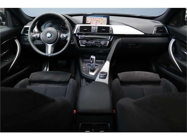 BMW 3-serie Gran Turismo 325d M Executive Aut8, Panoramadak, M-sport, Head-up Display, Harman-Kardon, DAB, Sfeerverlichting, Park Distance Control, LED Koplamp, Etc,